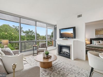 2001 15th St N APT 207, Arlington, VA, 22201