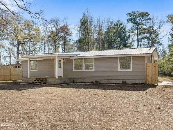 2073 Dawson Cabin Road, Jacksonville, NC 28540
