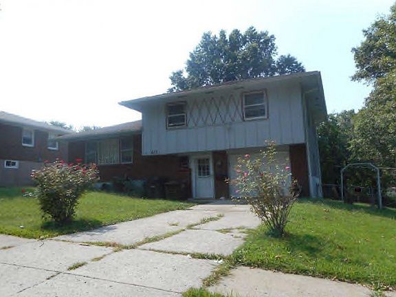 2nd image of 411 N Kirk Ave
