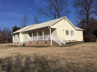 381 Stratford Rd, Lexington, NC 27292