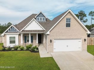 2934 Juliette Dr, Ocean Springs, MS 39564