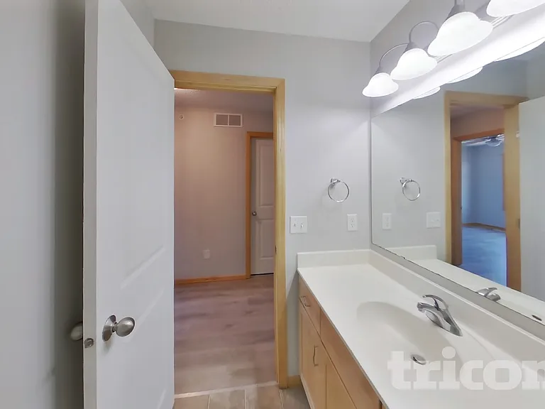 15311 Louisiana Ave — Photo 12