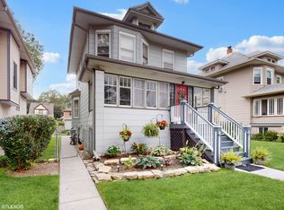 1031 Wesley Ave, Oak Park, IL 60304