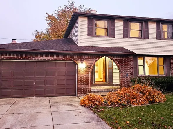 69 Forestview Dr, Depew, NY 14043