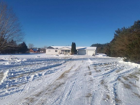 2nd image of 1549 Hayden Rd