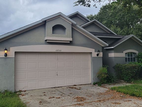 2nd image of 13702 Valleybrooke Ln