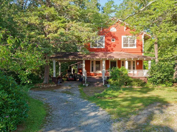 700 N Trade Ave, Landrum, SC 29356