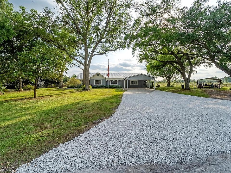 1st image of 1224 Park Dr