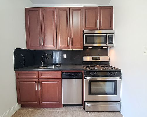 4th image of 100 Convent Ave APT 207