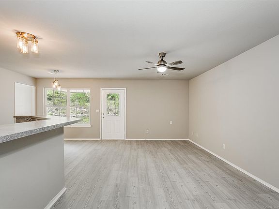 3rd image of 1301 S Little Fox Dr