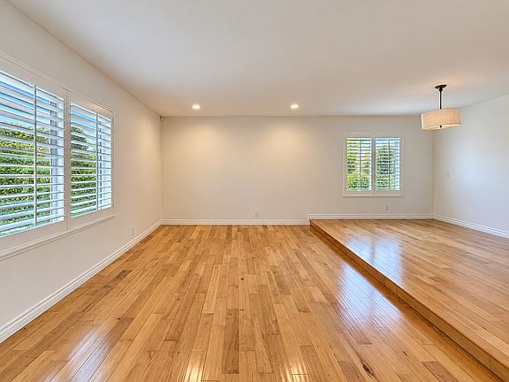 5th image of 1316 Rangeton Dr