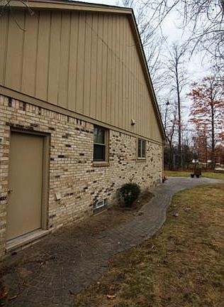 5th image of 14185 Towering Oaks Dr