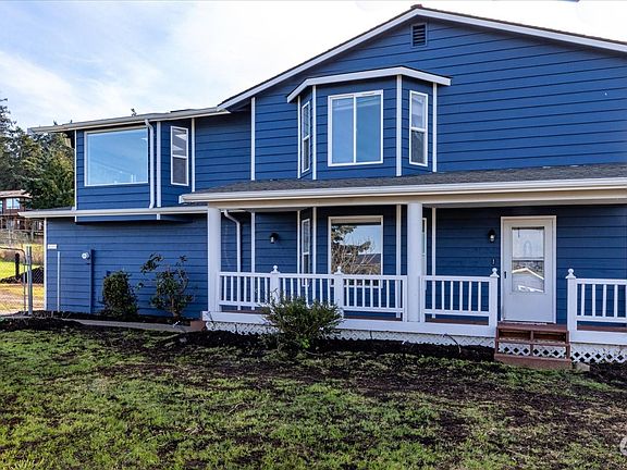 2nd image of 605 NE 6th Street