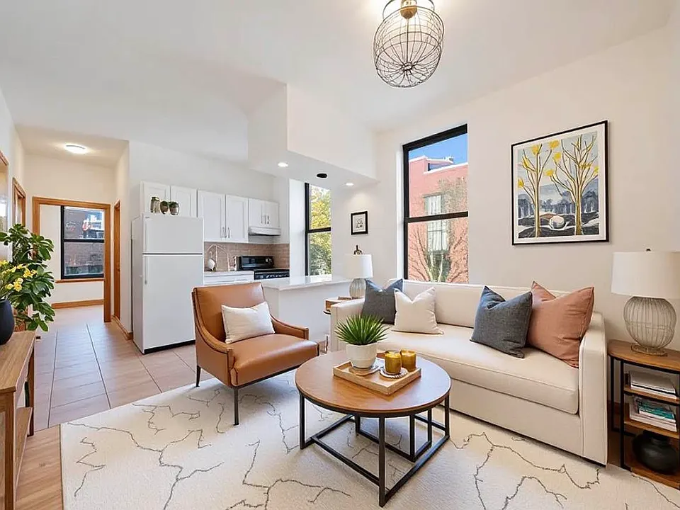 182 Bedford Ave #2