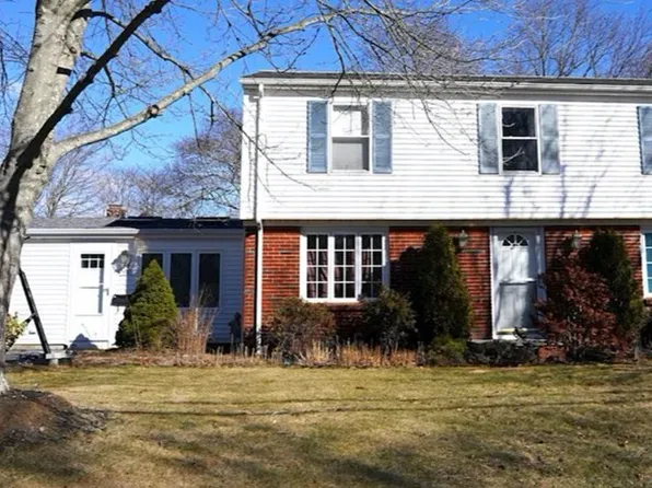 290 Connecticut Ave, Somerset, MA 02726