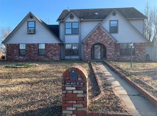 2902 W 67th St, Tulsa, OK 74132