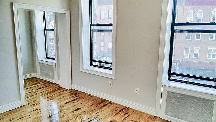 1st image of 446 Park Pl #3C