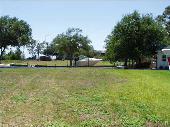 3rd image of 4541 Sabine Dr
