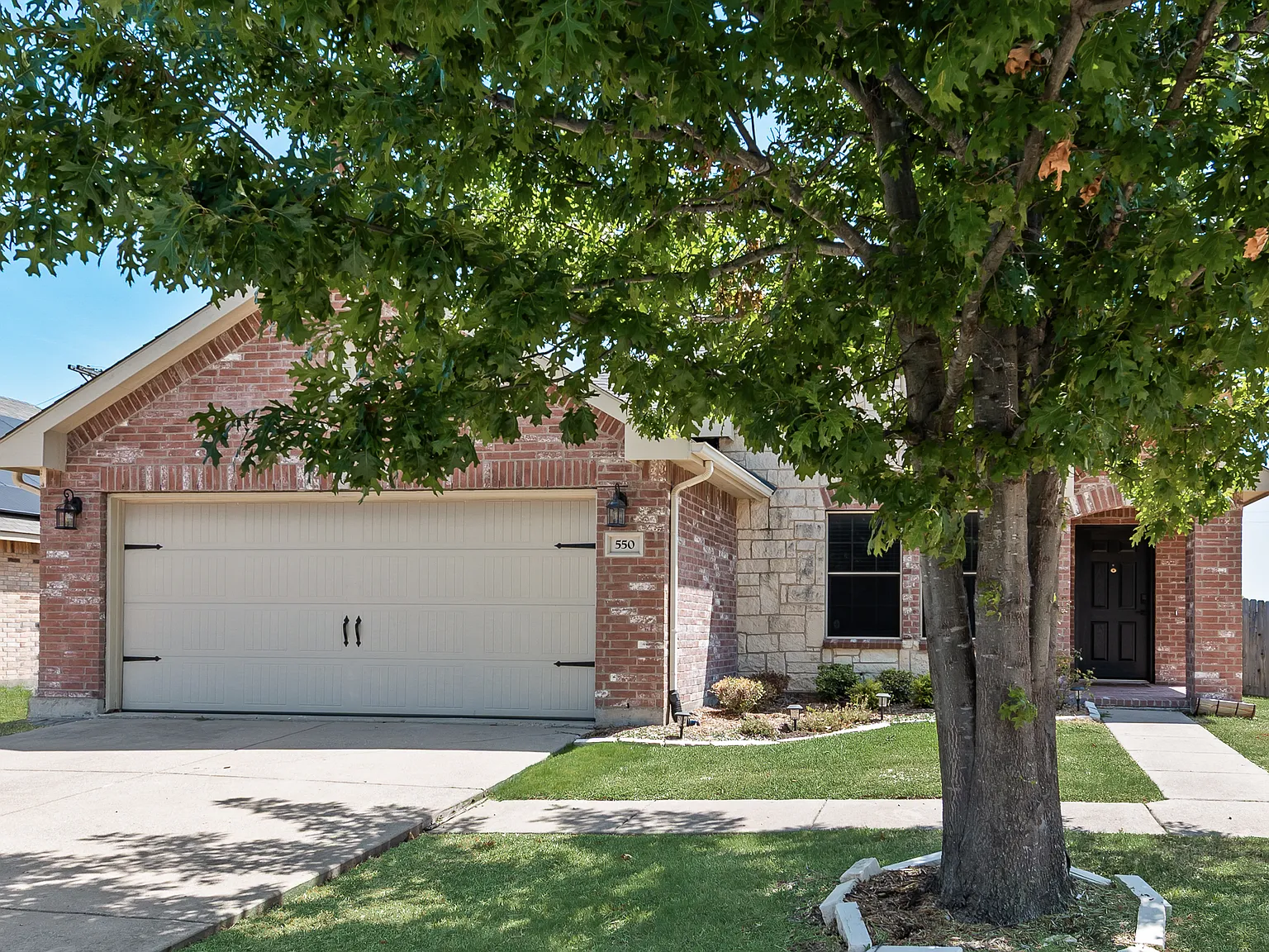 3 bed, 1519 sqft, $1,969 — Photo 4