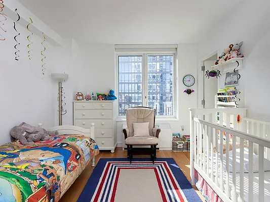 Rented by Sotheby's International Realty | media 48