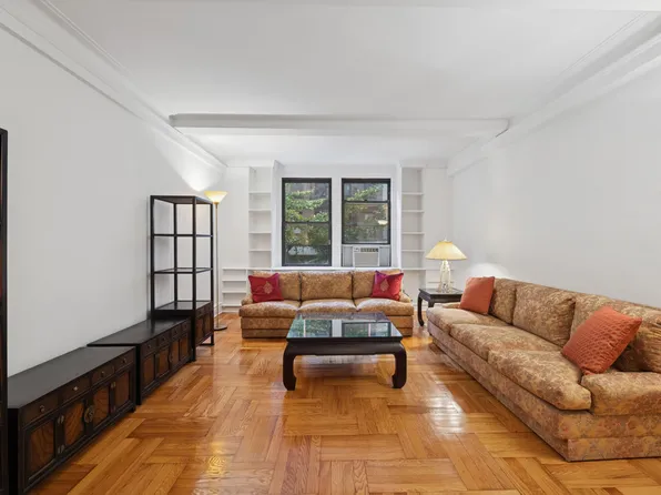 333 East 53rd Street image 5 of 12