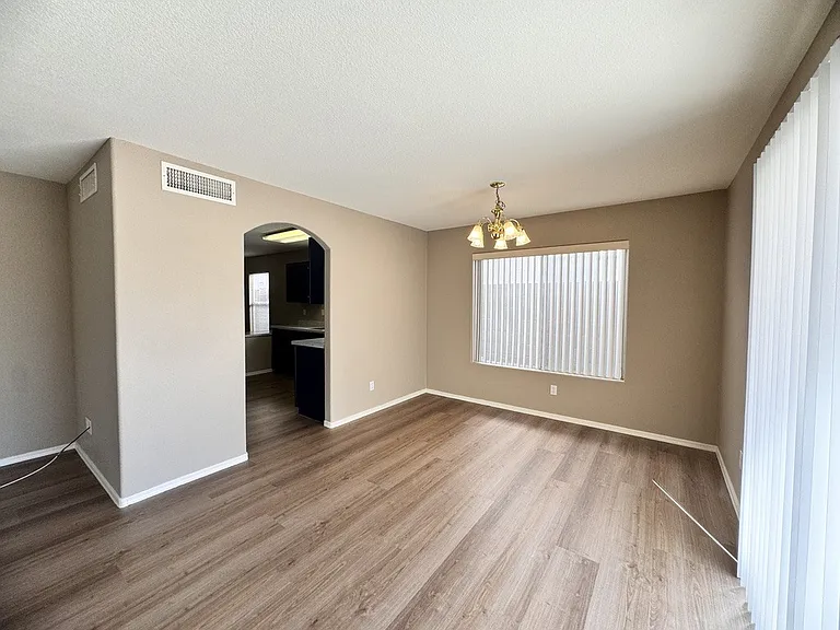 10453 N 76th Dr — Photo 24