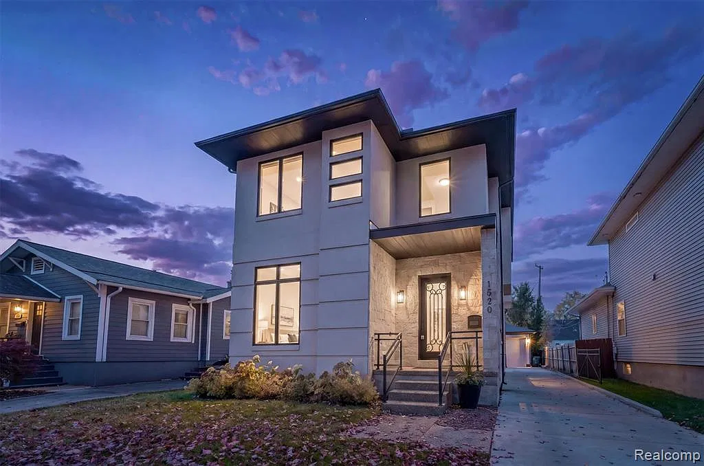 3 bed, 3.5 bath, 3016 sqft, $7,900 — Photo 1