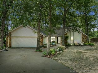 4101 Rustic Rd, Sand Springs, OK 74063