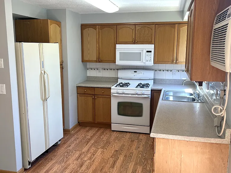 6910 SE Pardee St #A — Photo 10