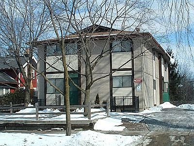 1425-1427 S. State