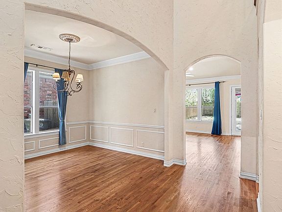 4th image of 5508 Junius St