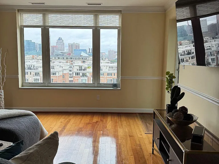 100 Harborview Dr #611 — Photo 5