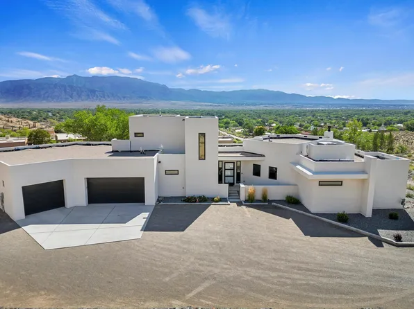 1594 W Ella Dr, Corrales, NM 87048