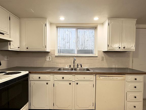 5th image of 1114 15th St #B