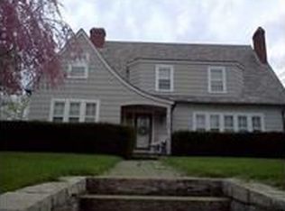 76 Granite St, Westerly, RI 02891