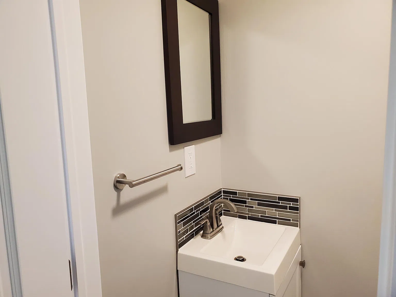 2 bed, 1.5 bath, 1120 sqft, $2,500 — Photo 4