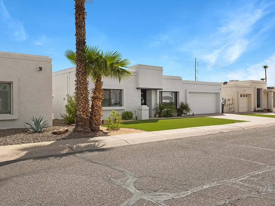 731 E Villa Rita Dr