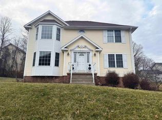1129 Andrew Dr, Morgantown, WV 26508