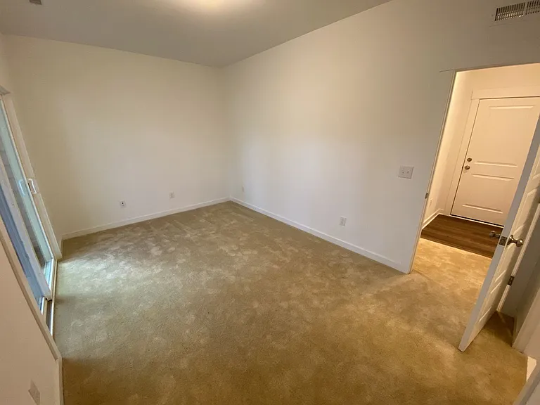 1110 Kiernan Grove Ln — Photo 35