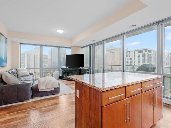 929 Portland Ave APT 1301