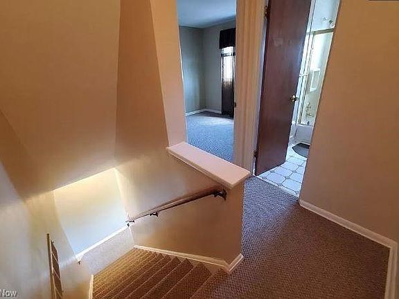 5th image of 5-215 Dalepark Dr #5