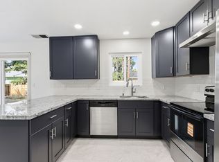 1611 Clemson Dr, Davis, CA 95618