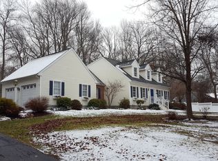 211 Main St, Hamden, CT 06514