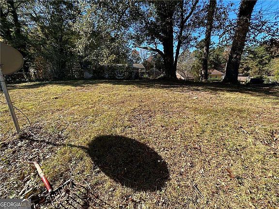 3rd image of 4315 York Rd