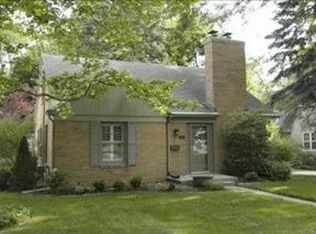 1127 Lakeway Ave, Kalamazoo, MI 49001