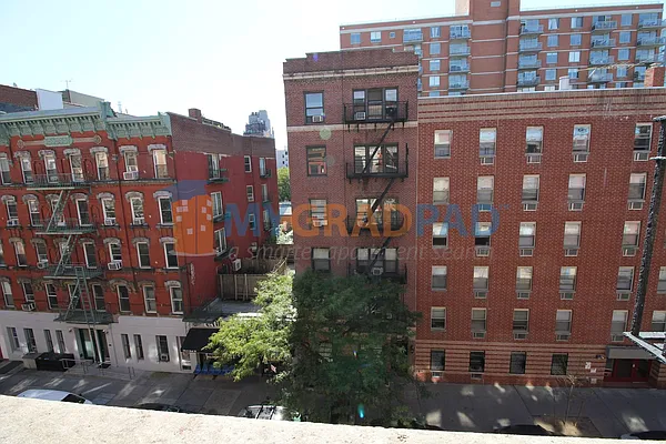 Rented by MyGradPad | media 32