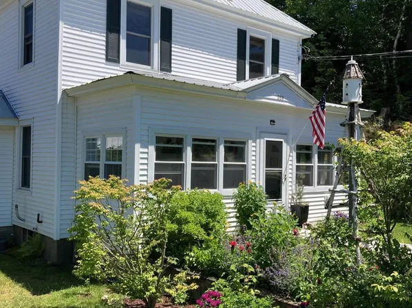 208 Main Street, North Creek, NY 12853