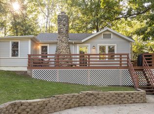 9875 N Edgewood Shores Rd, Edgerton, WI 53534