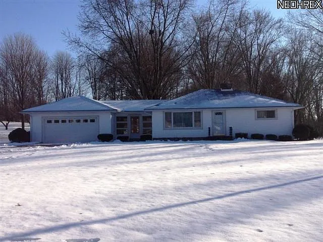 3158 Menough Rd photo 1