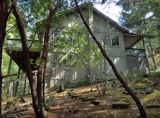 692 Beebe Dr, Cave Junction, OR 97523